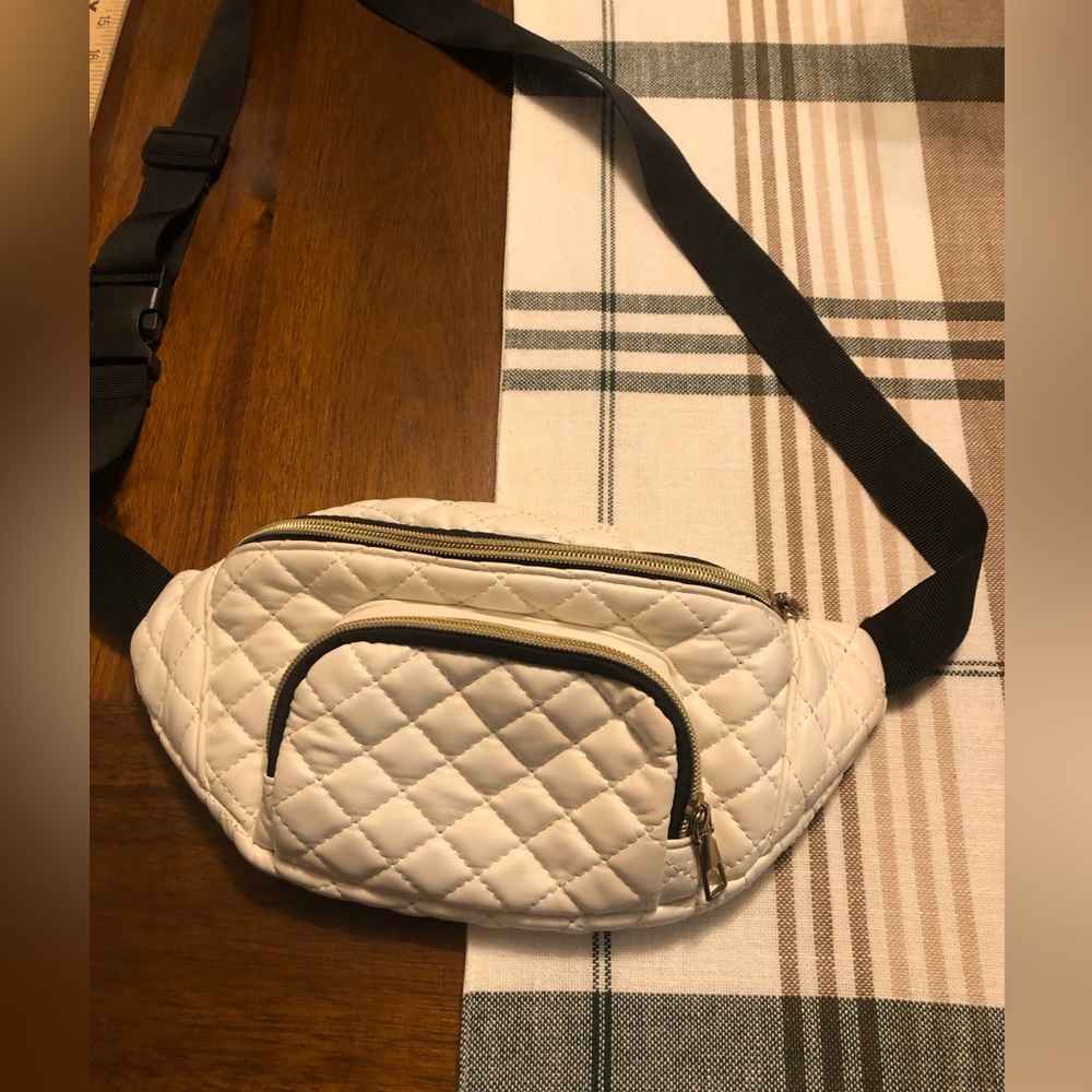 Quilted White Crossbody Bag